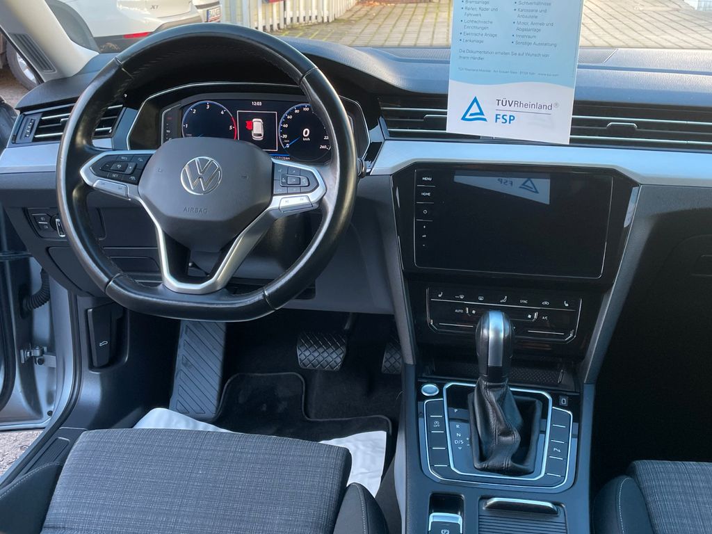 Volkswagen Passat 2021