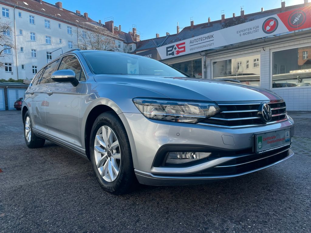 Volkswagen Passat 2021