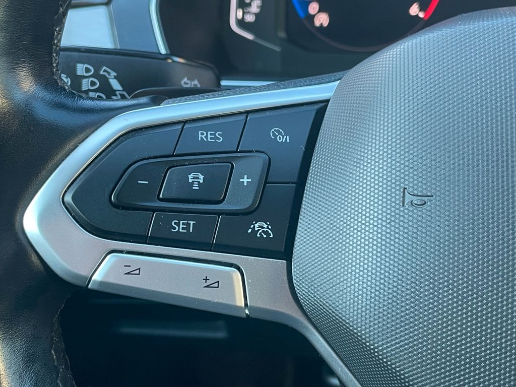 Volkswagen Passat 2021