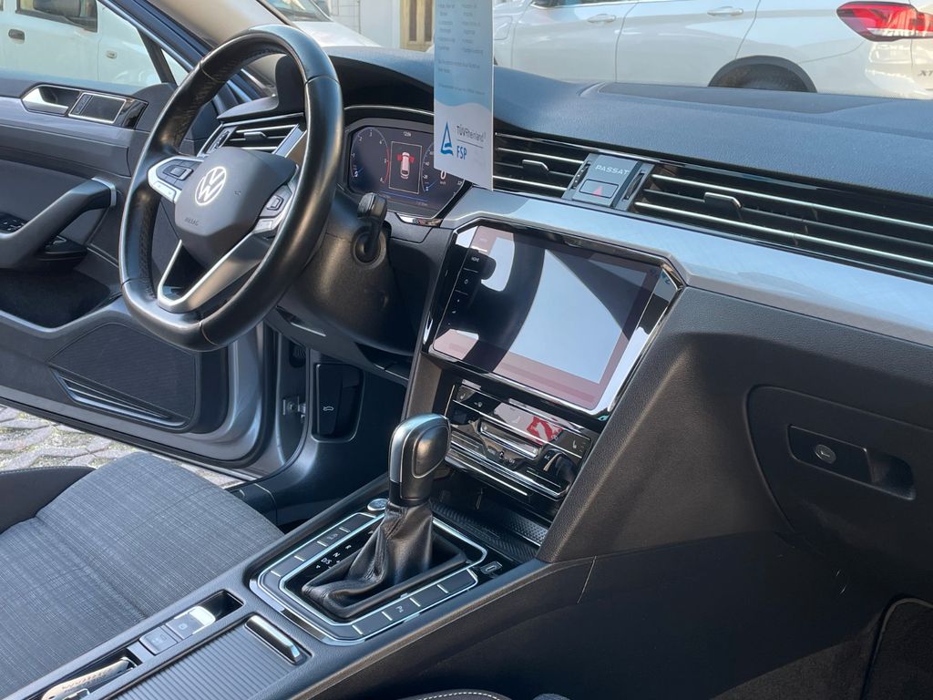 Volkswagen Passat 2021