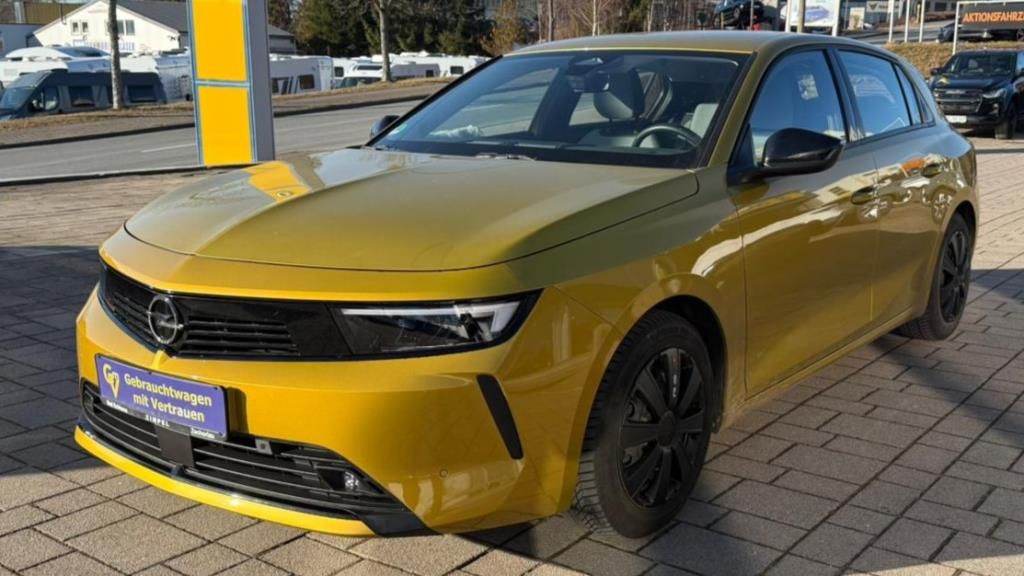 Opel Astra 2023
