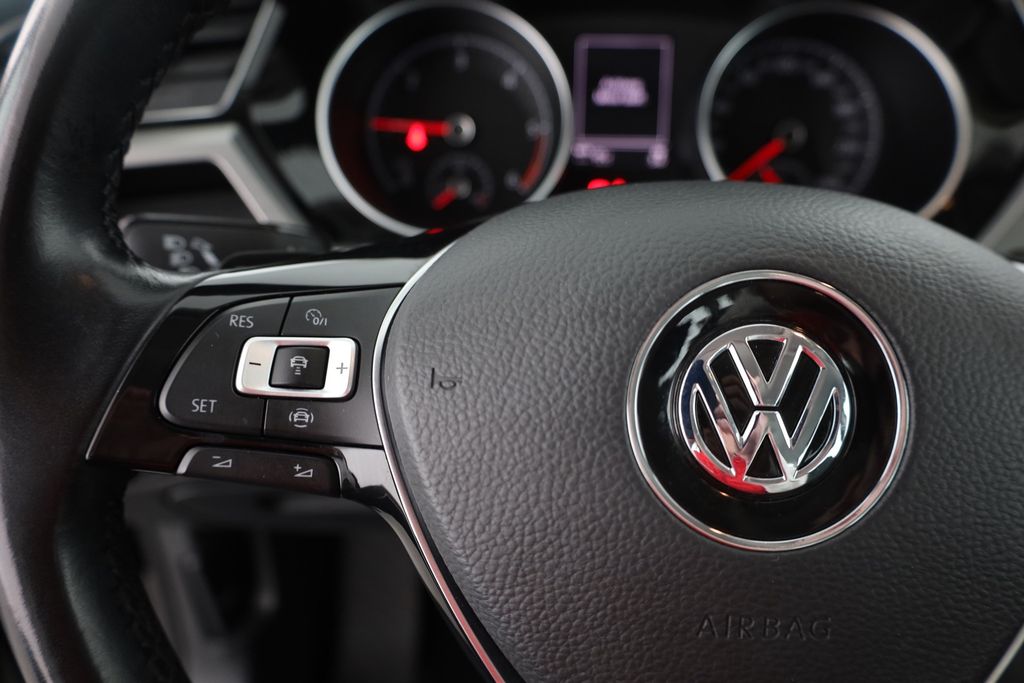 Volkswagen Touran 2020