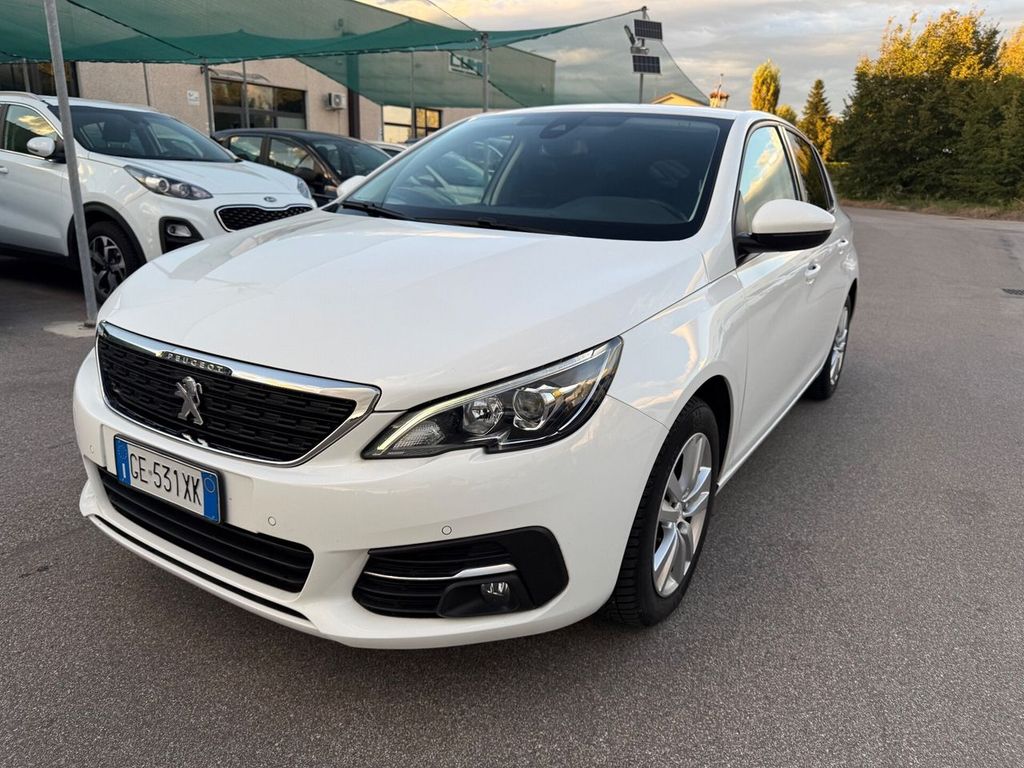 Peugeot 308 2021