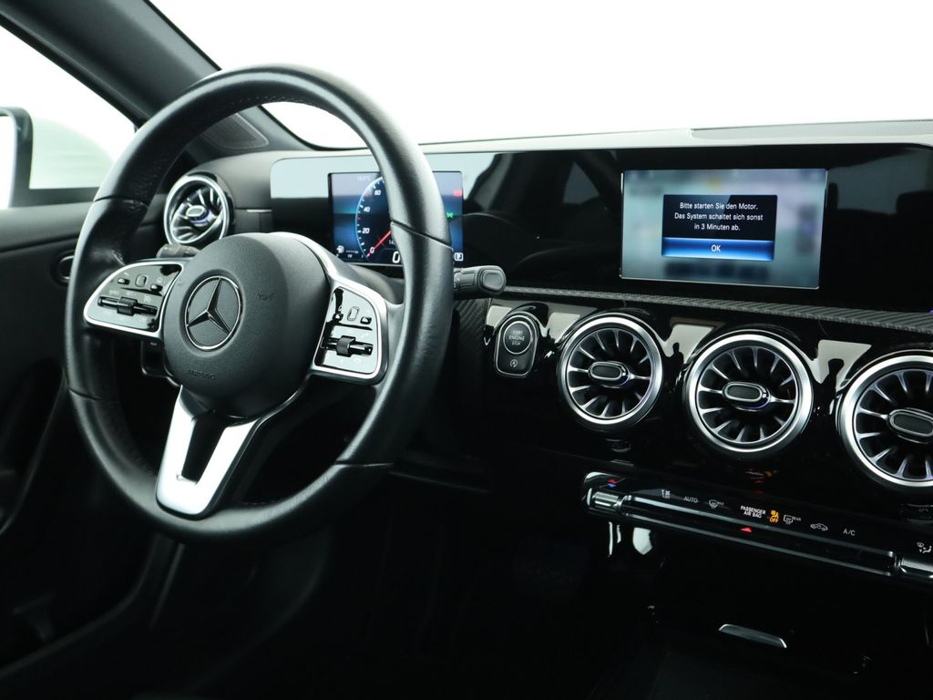 Mercedes-Benz A 180 2022