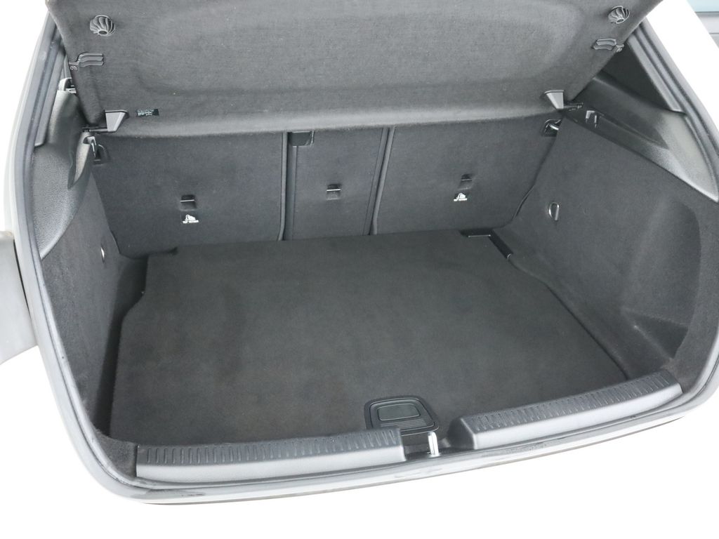 Mercedes-Benz A 180 2022