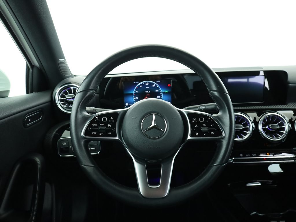 Mercedes-Benz A 180 2022