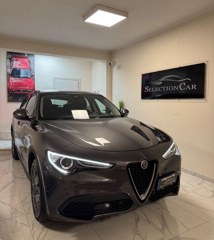 Alfa Romeo Stelvio 2021