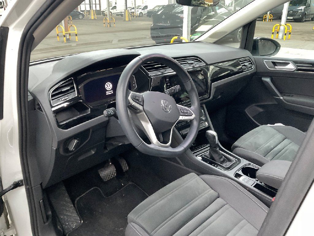 Volkswagen Touran 2023