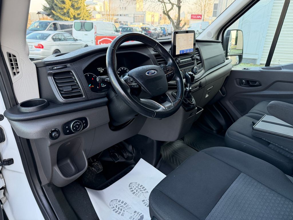 Ford Transit 2021