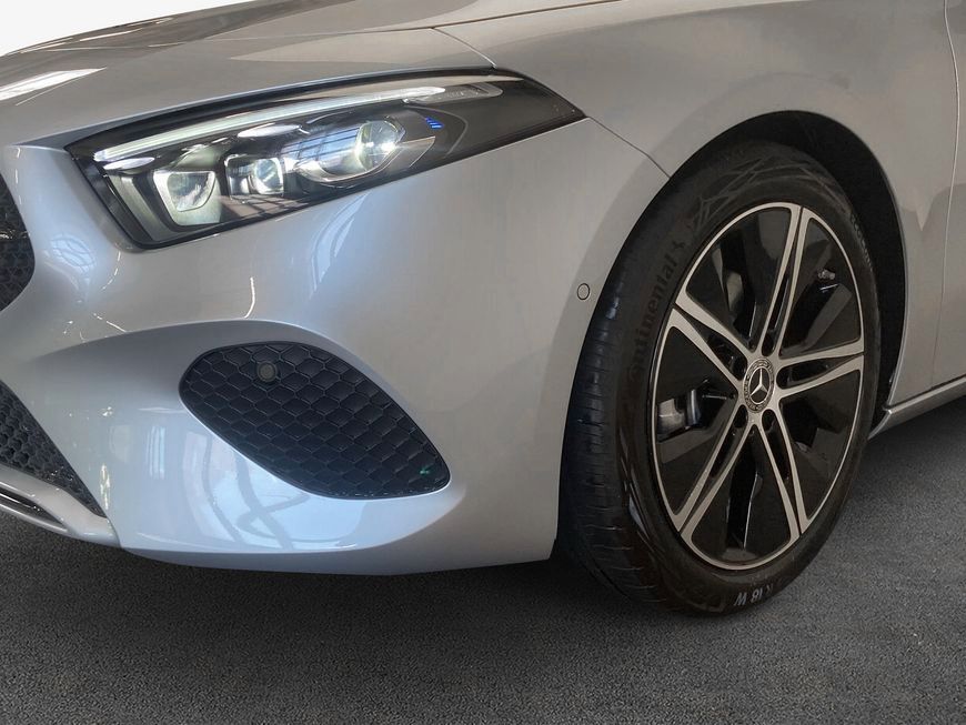 Mercedes-Benz A 200 2025