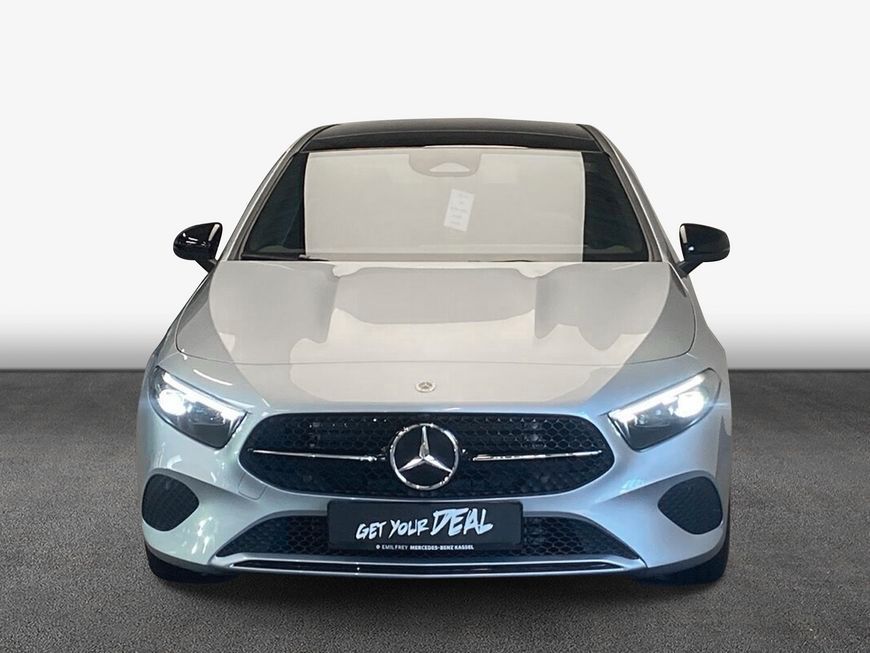 Mercedes-Benz A 200 2025