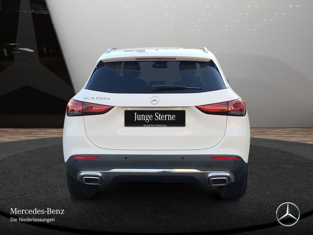 Mercedes-Benz GLA 250 2021