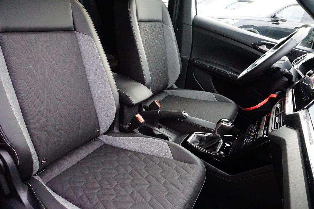 Volkswagen T-Cross 2025