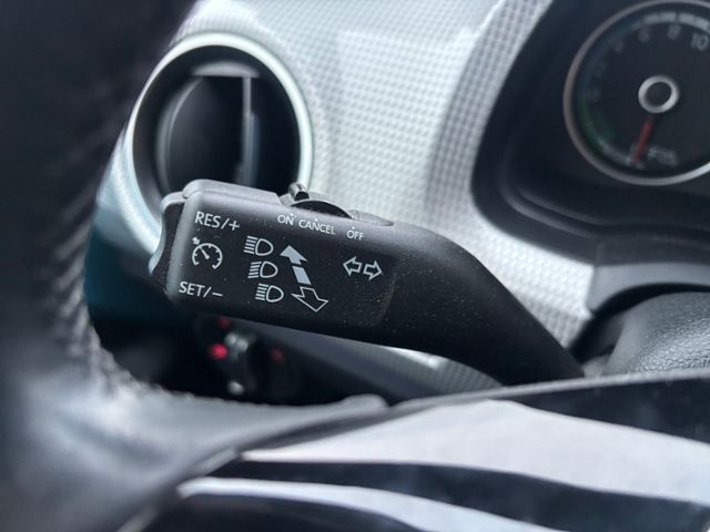 Volkswagen e-up! 2021