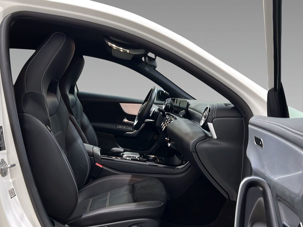 Mercedes-Benz A 250 2021