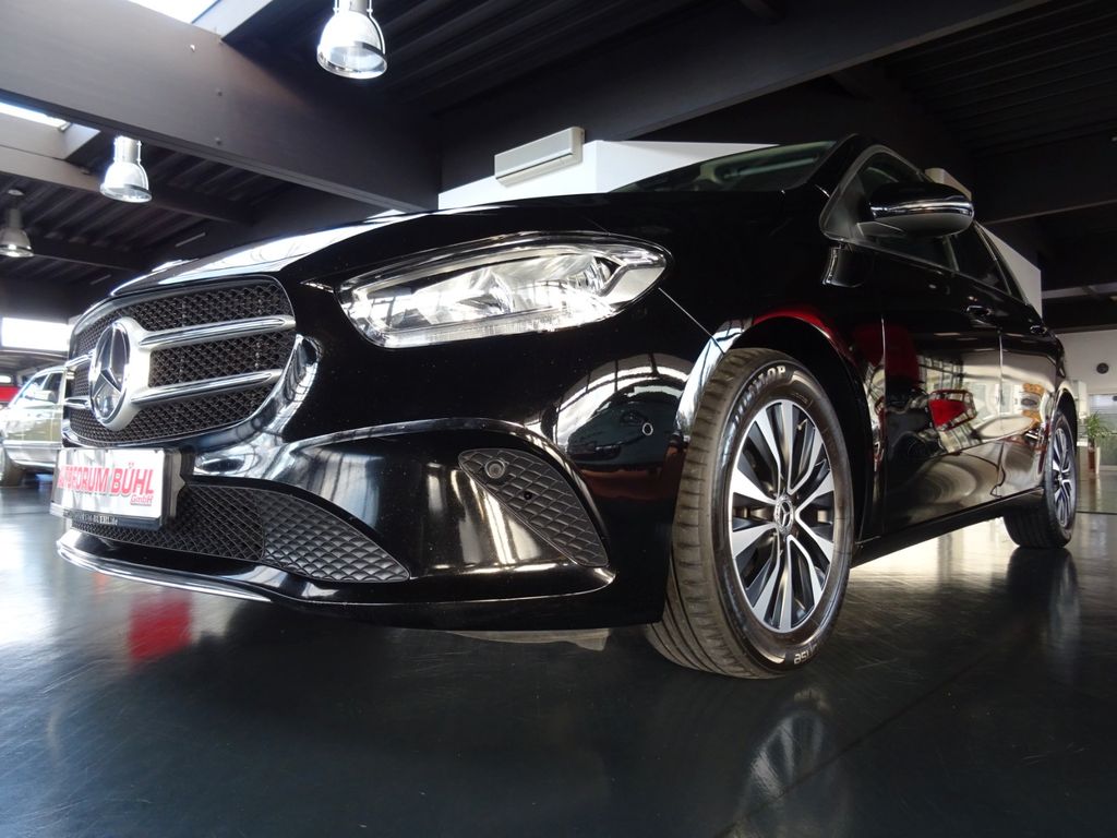 Mercedes-Benz B 180 2021