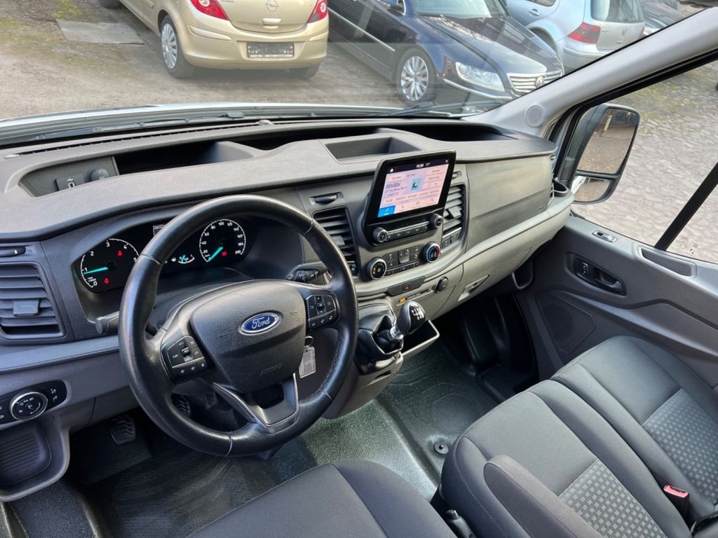 Ford Transit 2021