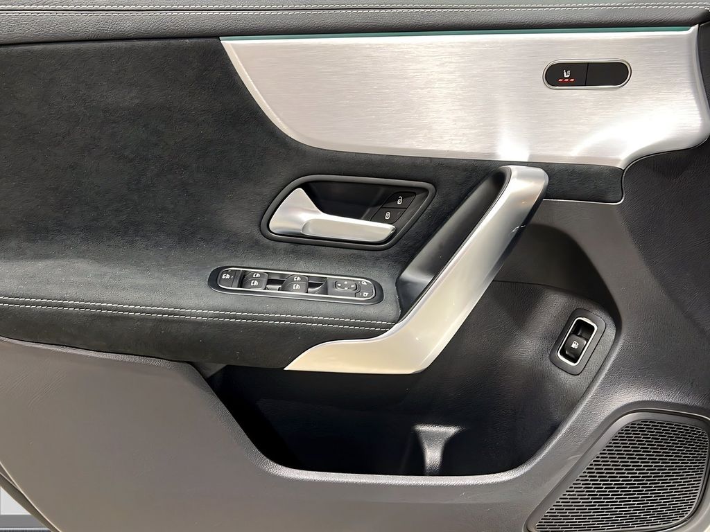 Mercedes-Benz A 250 2021