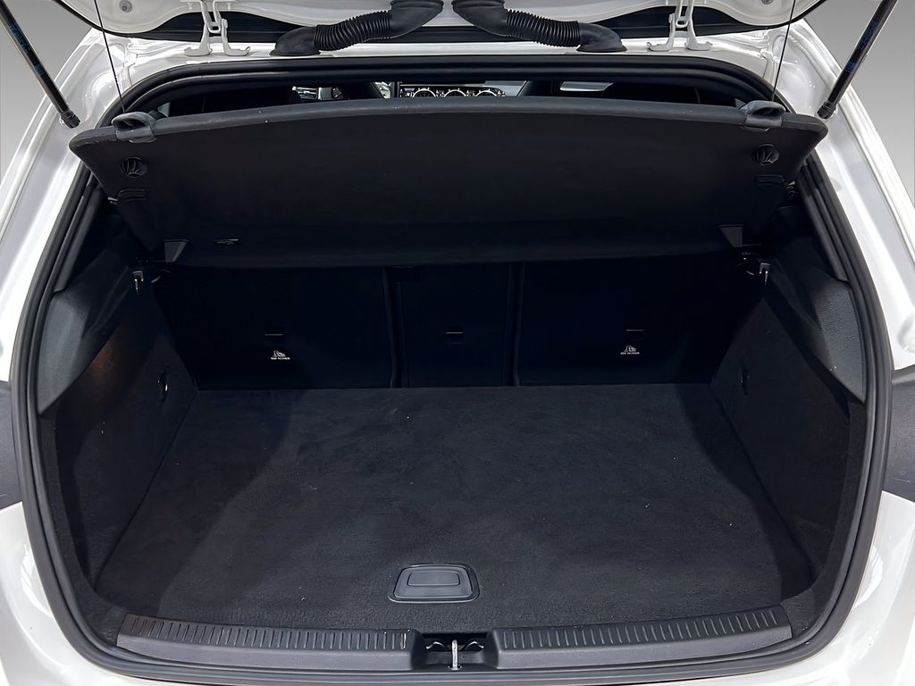 Mercedes-Benz A 250 2021