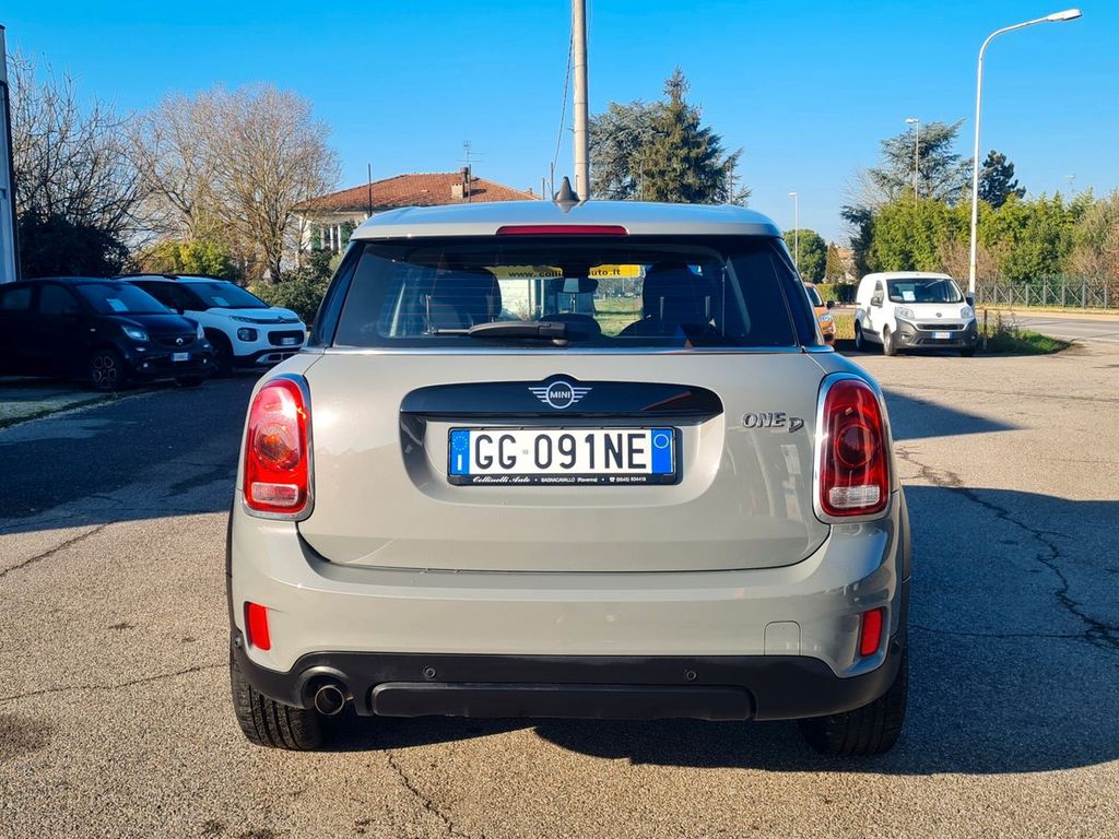 MINI One D Countryman 2018