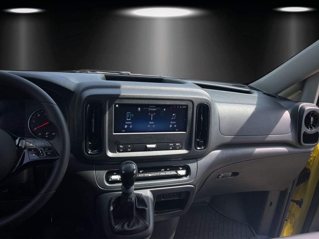 Mercedes-Benz Vito 2025