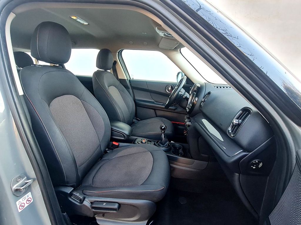 MINI One D Countryman 2018