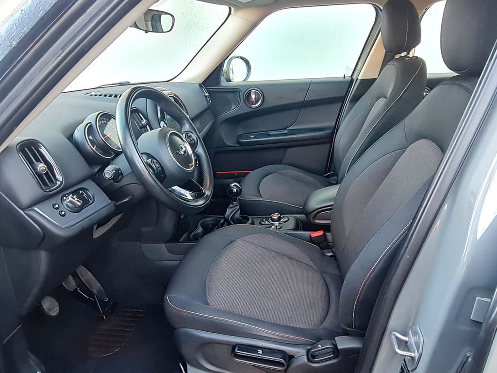 MINI One D Countryman 2018