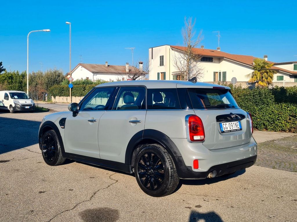 MINI One D Countryman 2018