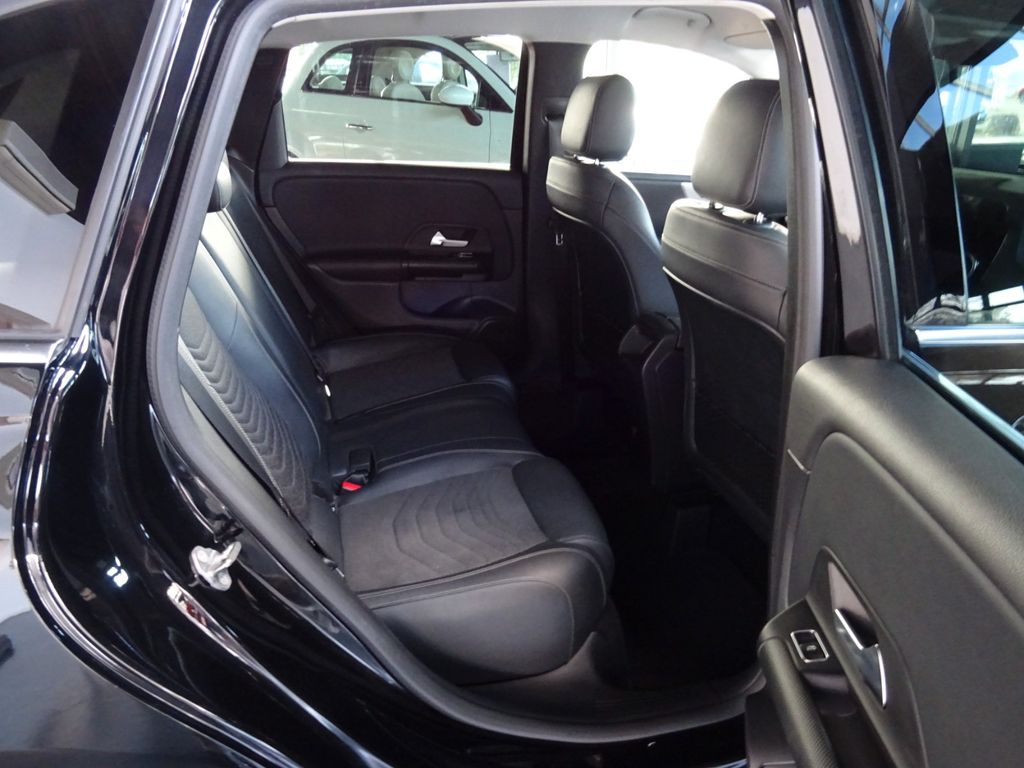 Mercedes-Benz B 180 2021