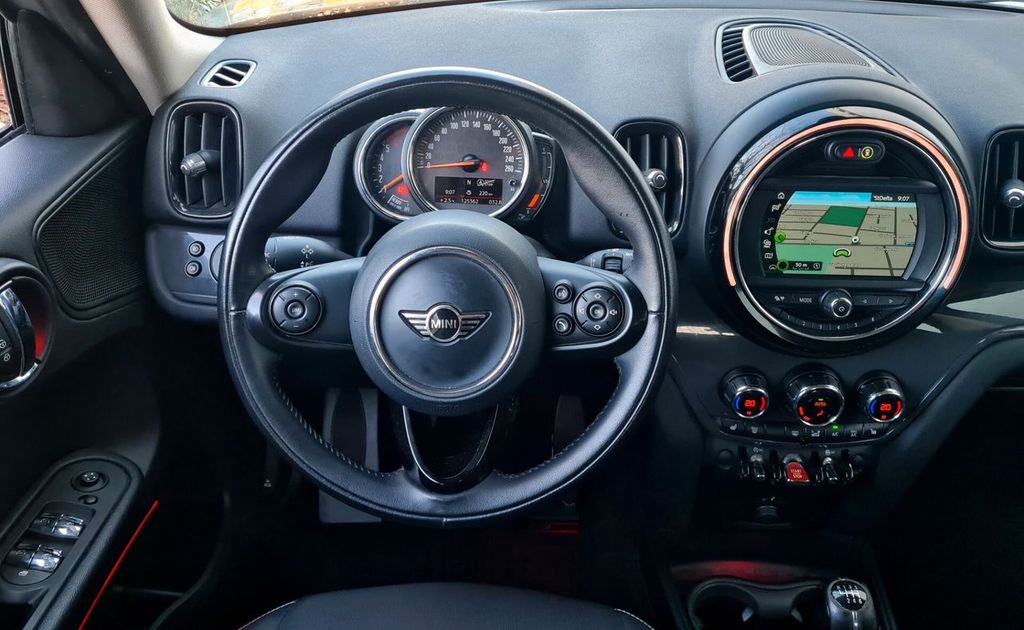 MINI One D Countryman 2018