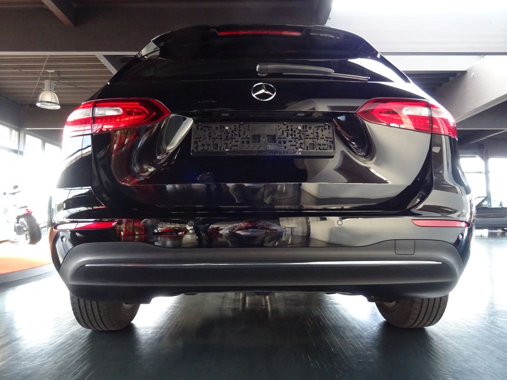 Mercedes-Benz B 180 2021