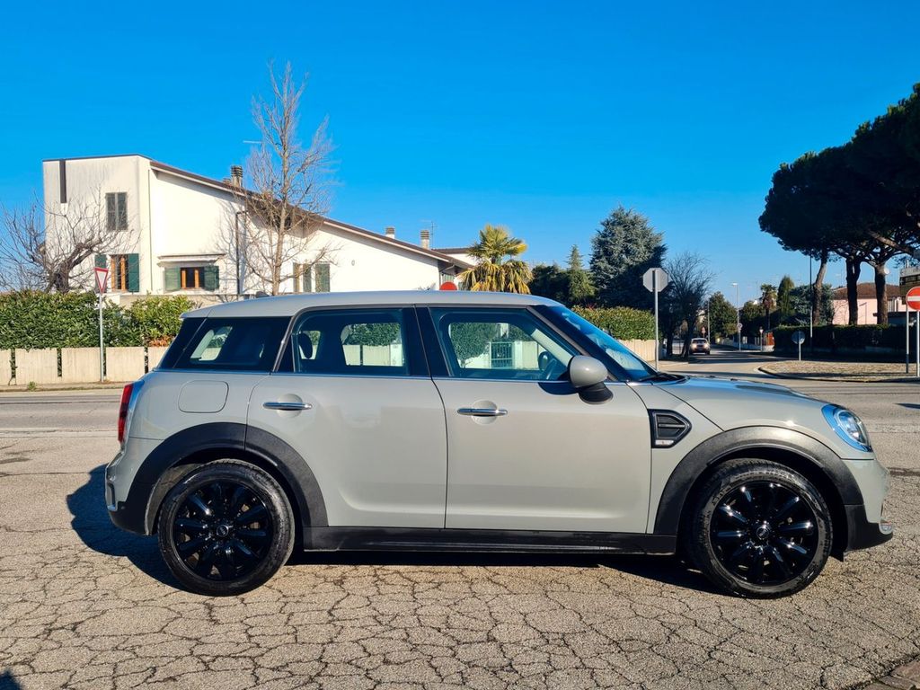 MINI One D Countryman 2018