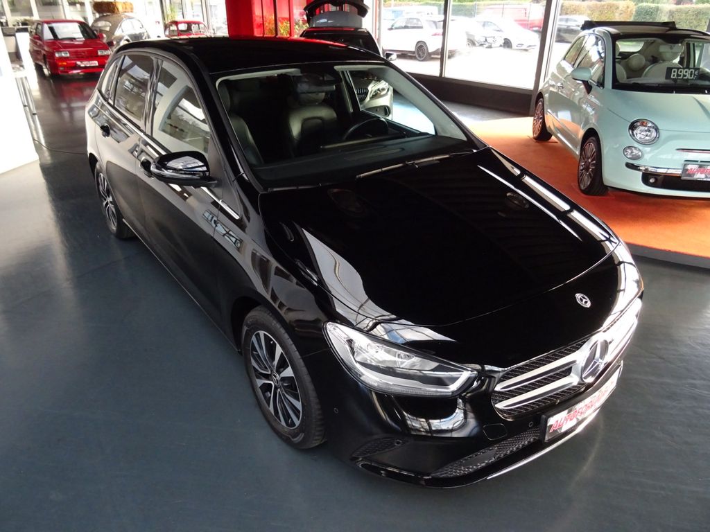 Mercedes-Benz B 180 2021