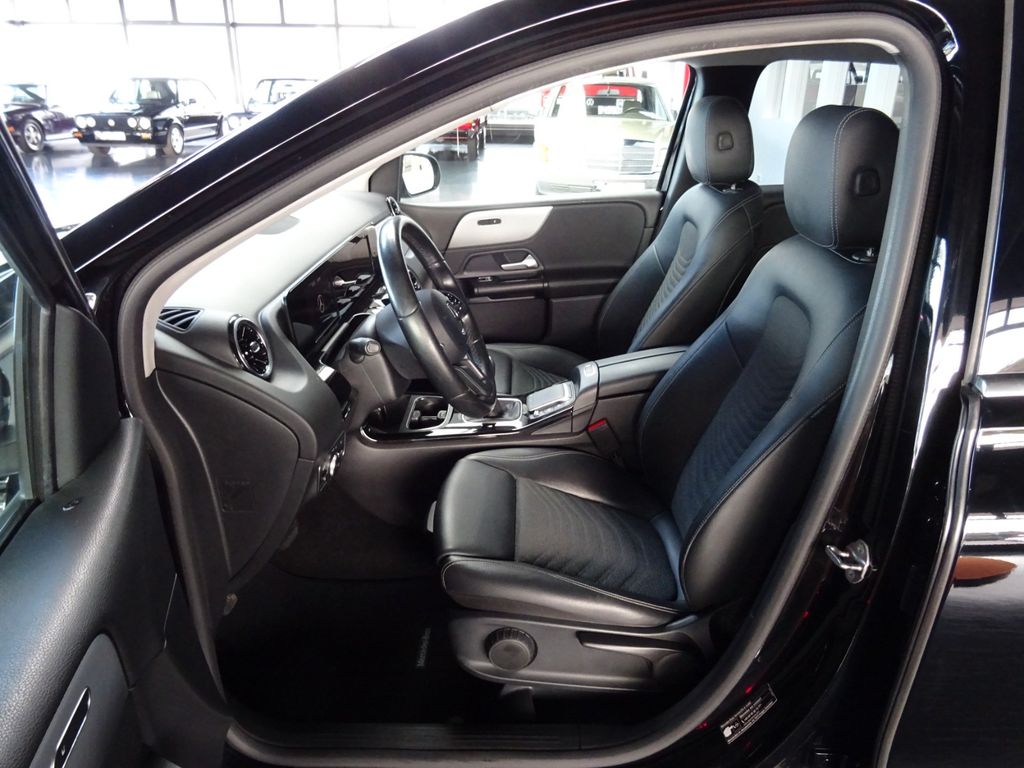 Mercedes-Benz B 180 2021