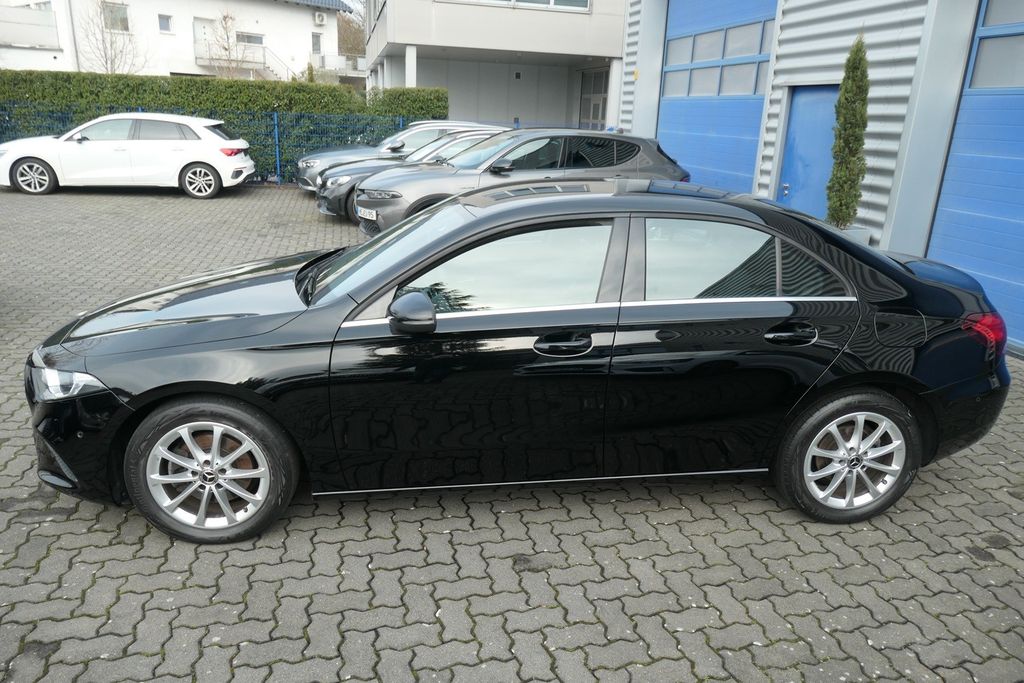 Mercedes-Benz A 200 2022