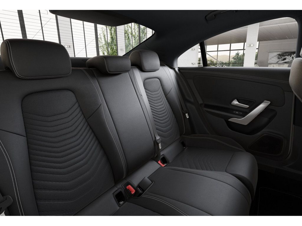 Mercedes-Benz CLA 180 2024