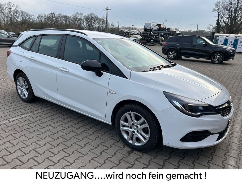 Opel Astra 2022