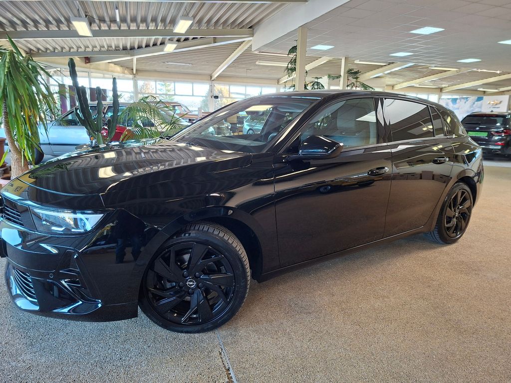 Opel Astra 2024