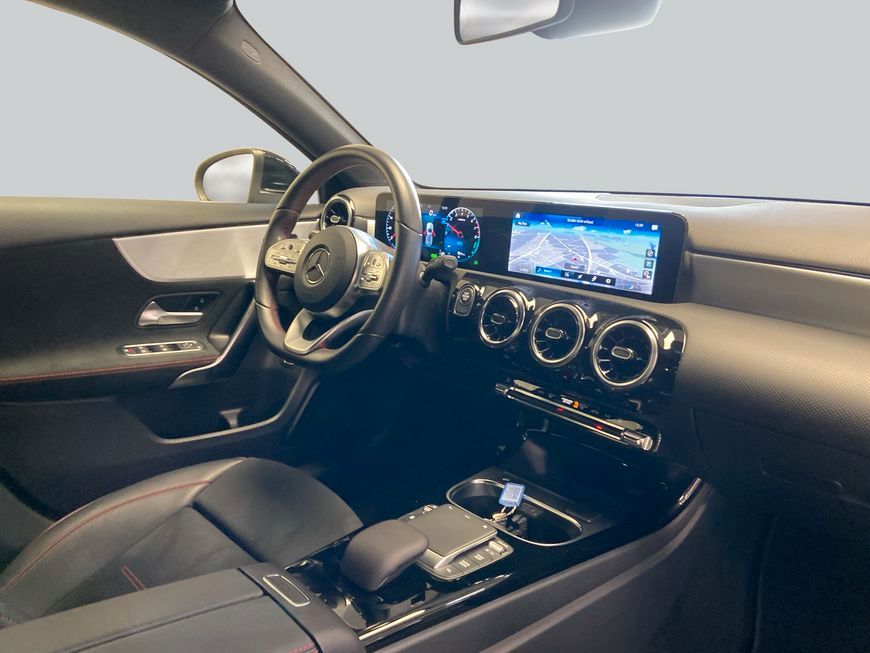 Mercedes-Benz A 250 2021