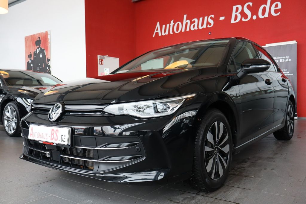 Volkswagen Golf 2025