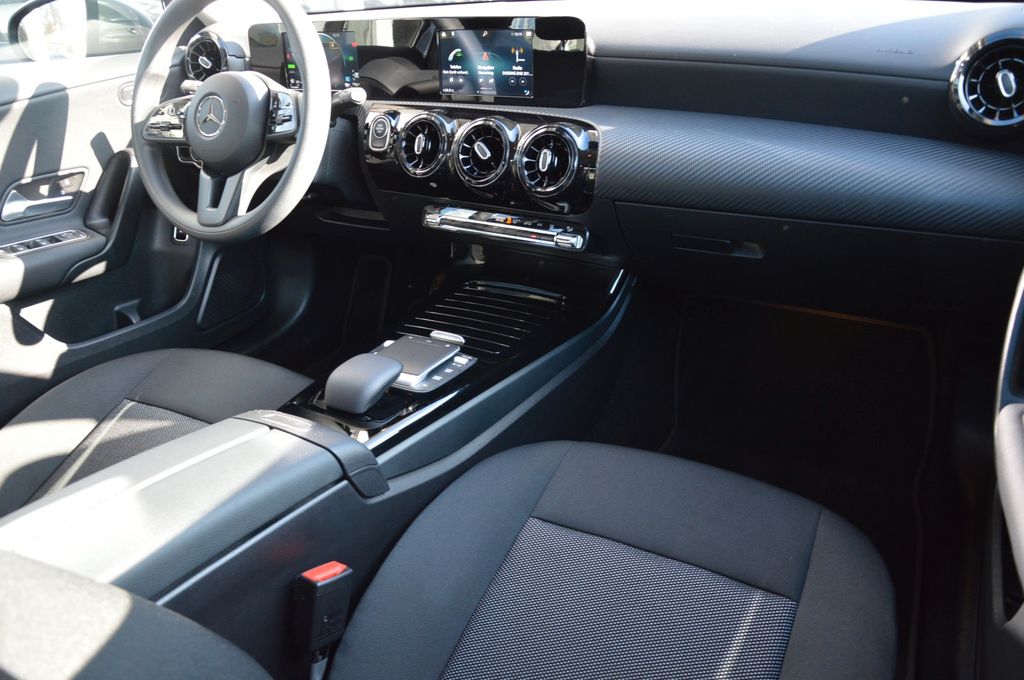 Mercedes-Benz A 250 2021