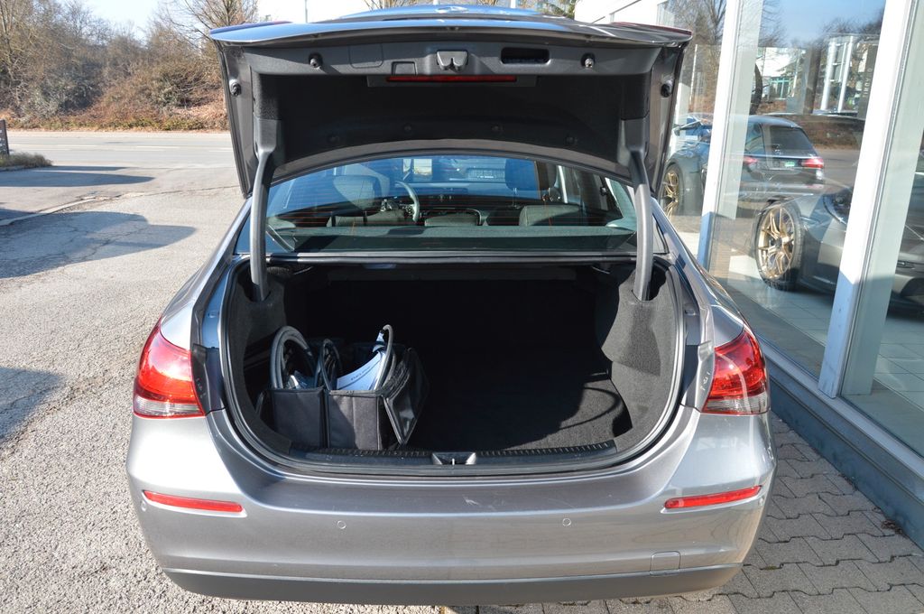 Mercedes-Benz A 250 2021