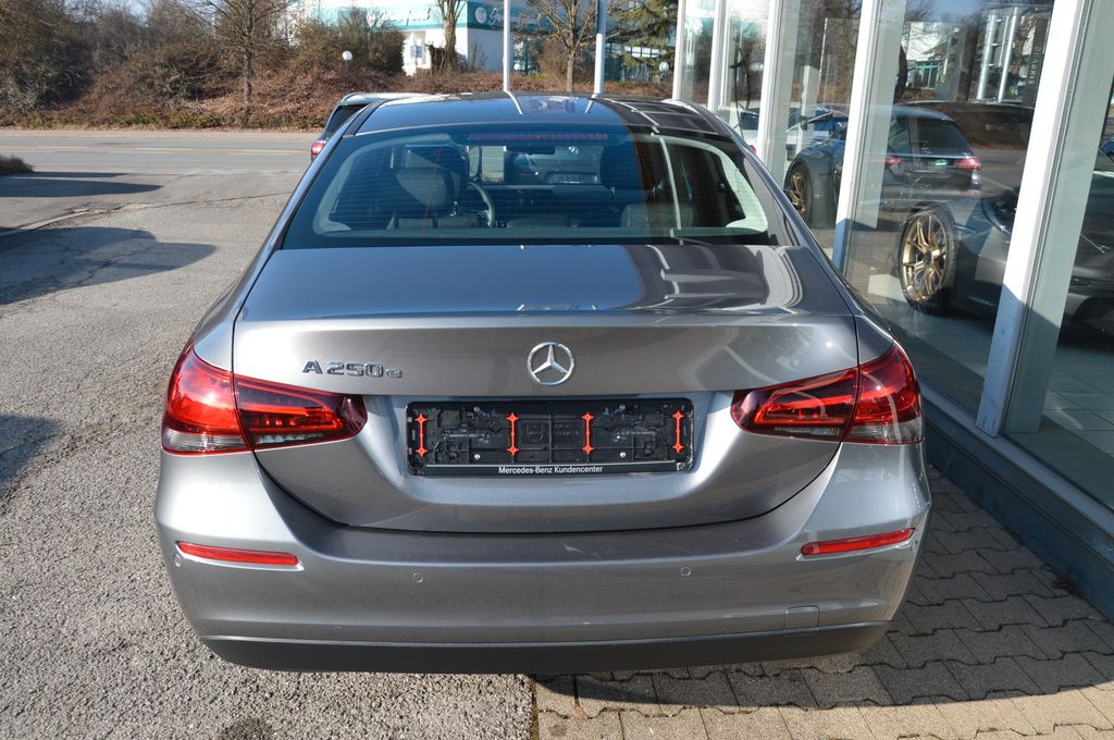Mercedes-Benz A 250 2021