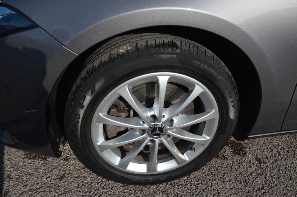 Mercedes-Benz A 250 2021