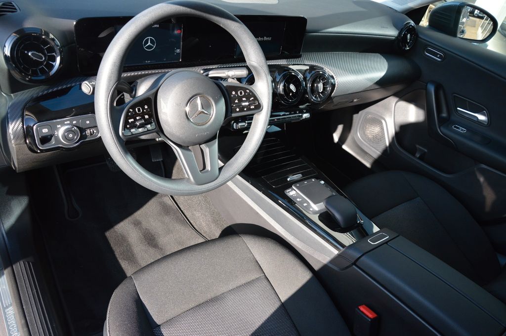 Mercedes-Benz A 250 2021