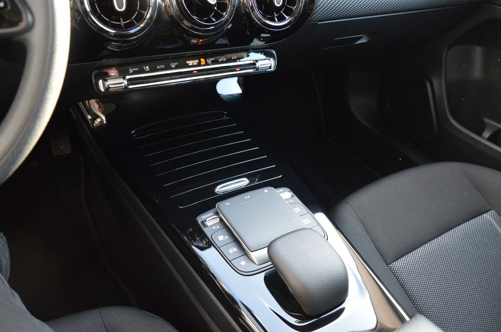 Mercedes-Benz A 250 2021