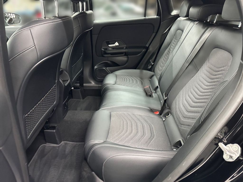 Mercedes-Benz GLA 250 2021