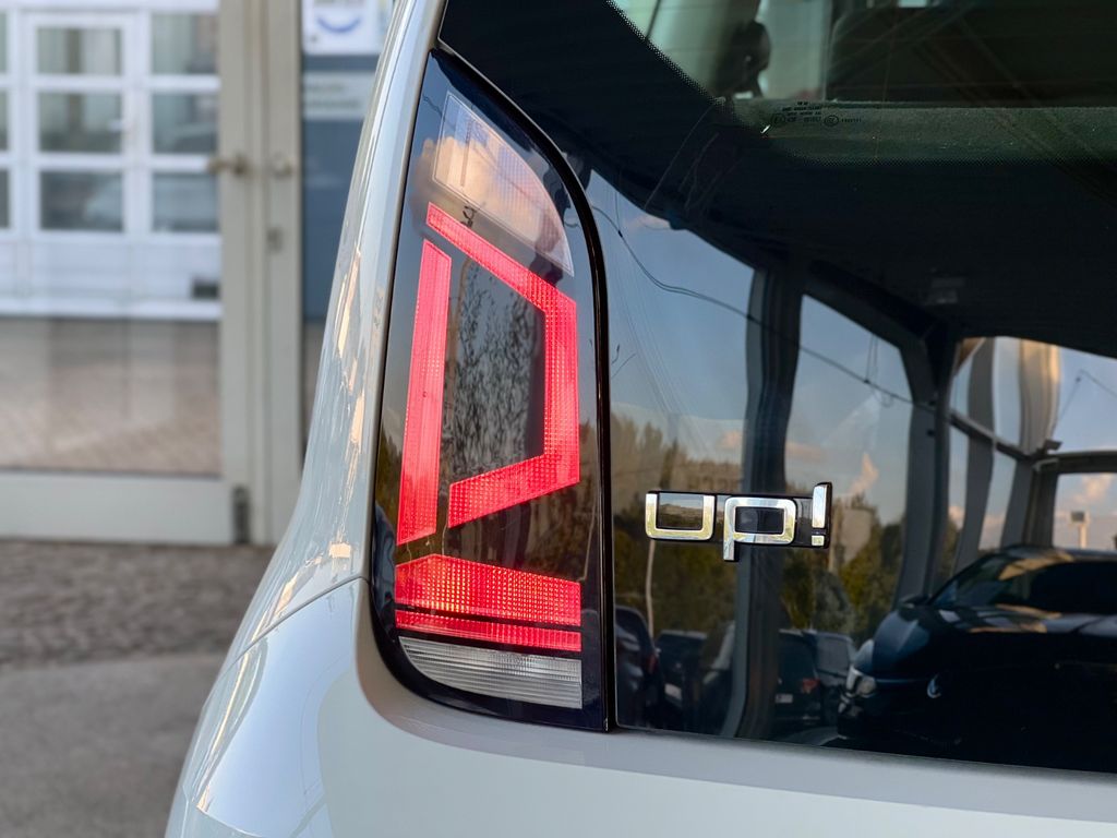 Volkswagen up! 2021