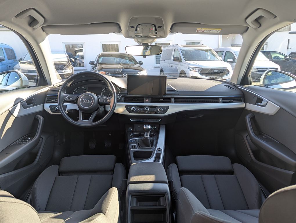Audi A4 2021