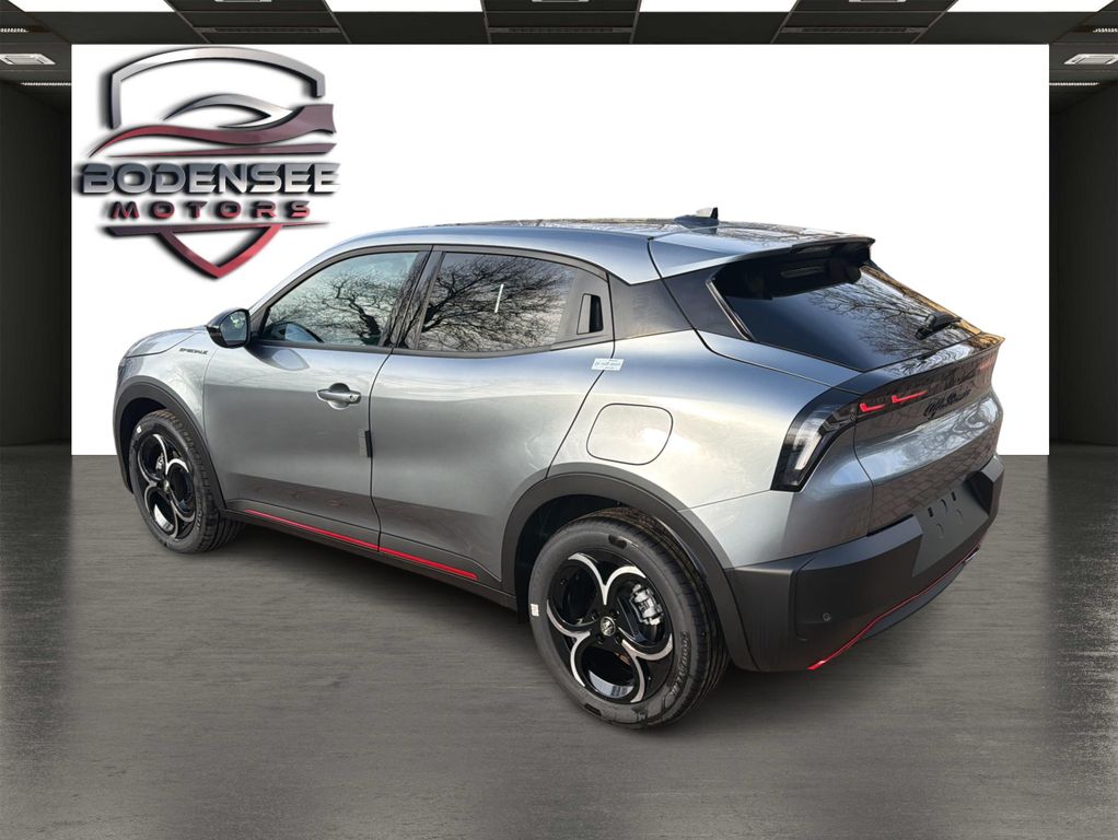 Alfa Romeo Junior 2025